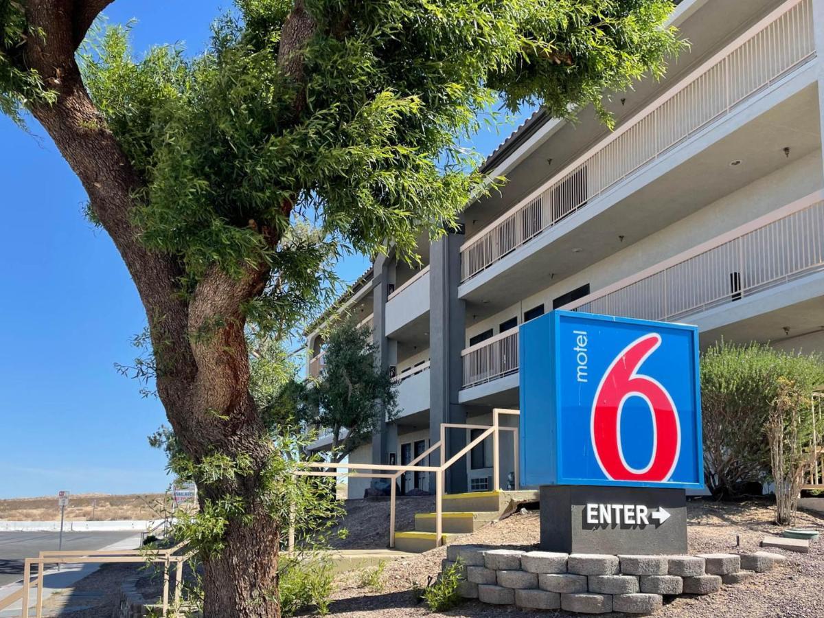 Motel 6 Barstow, Ca I15 And Lenwood Road Extérieur photo